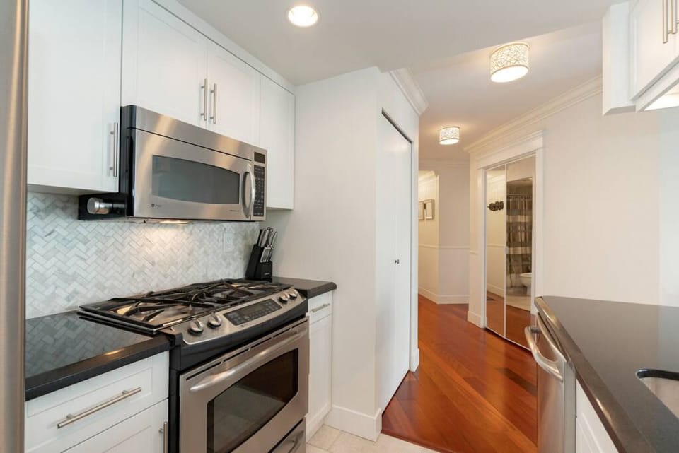 Kitchen high end appliances gas stove