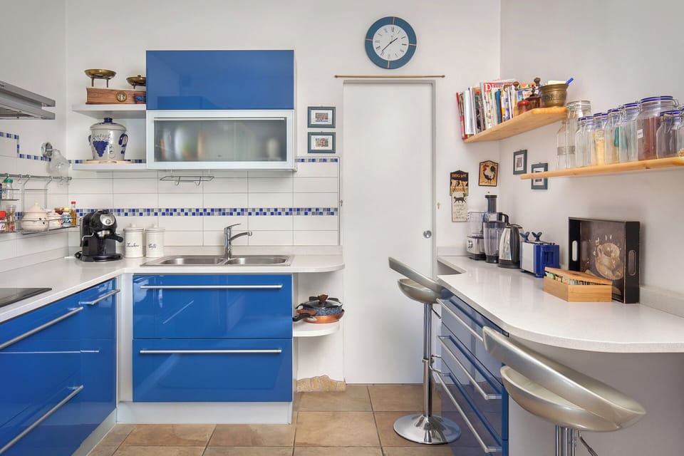 eb8a7afb-b9a1-47c6-83d4-1a0a88fd3ce7