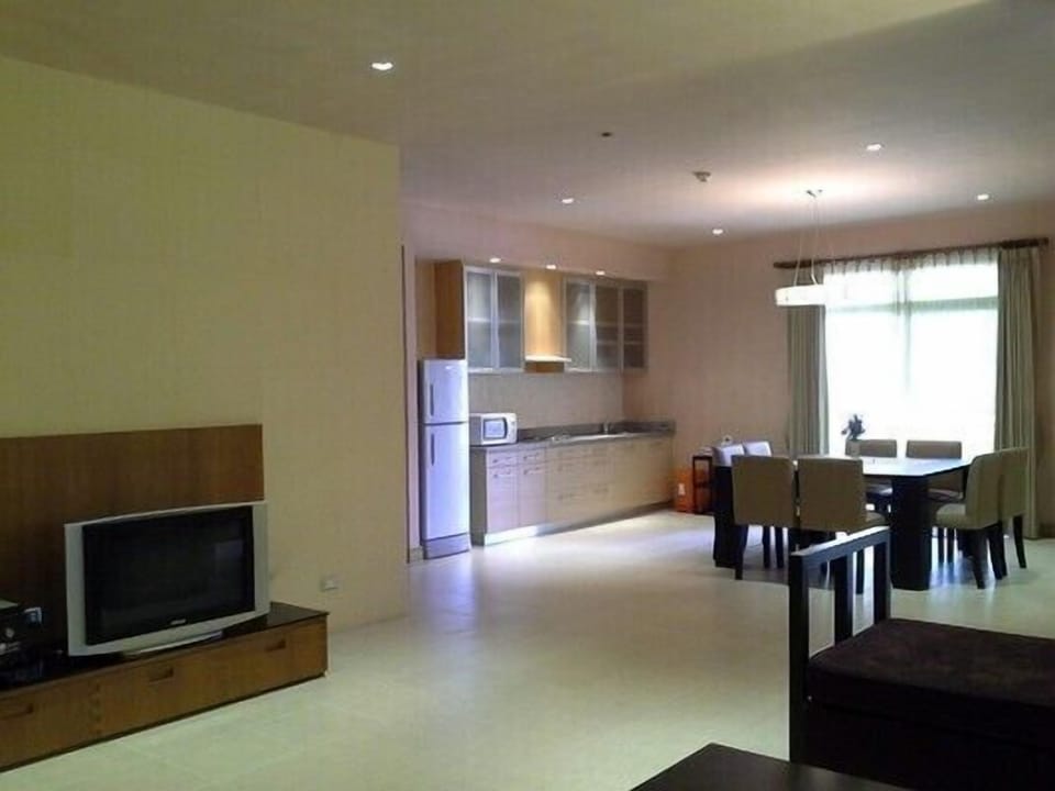 #501-S6  2BR villas / with pool access