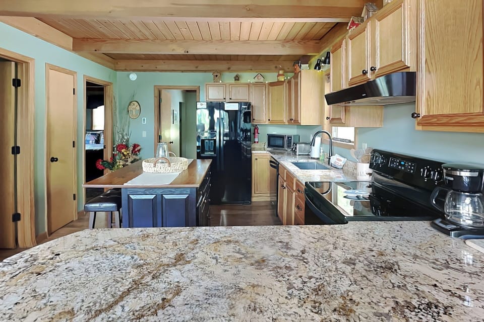 Full Kitchen