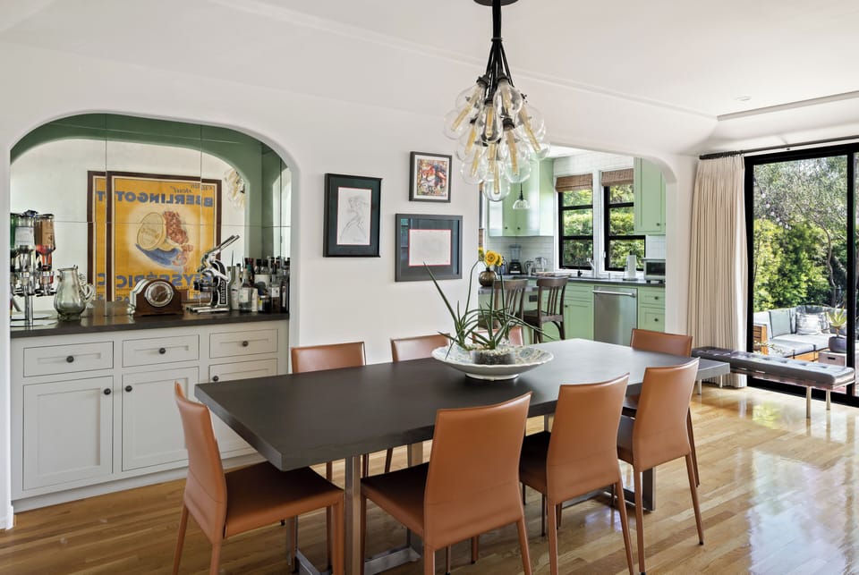 mini bar in dinning room. 
