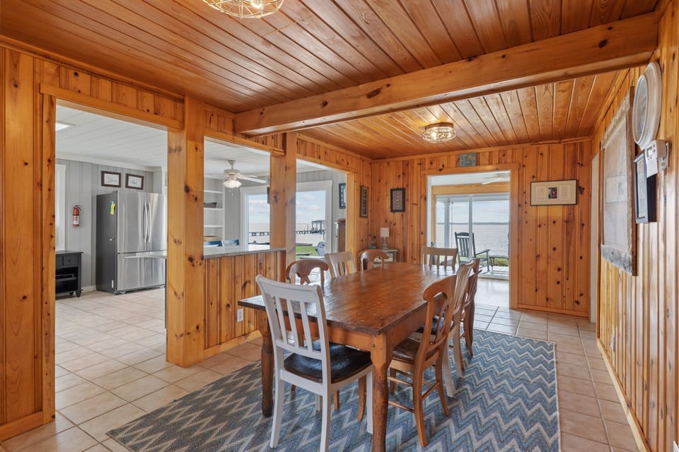 Formal Dining 