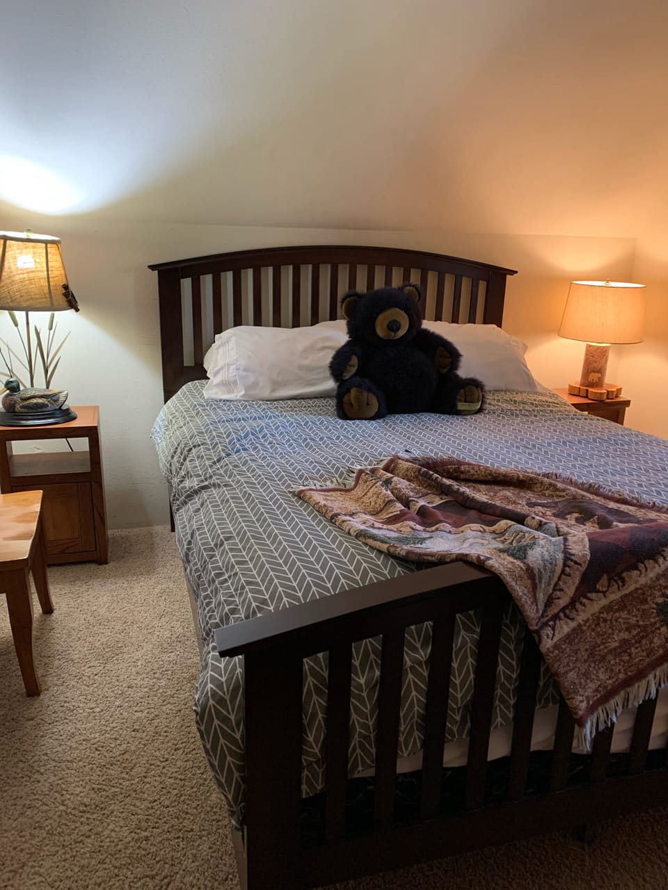 Upstairs Bedroom - Queen Bed, Flat Screen TV