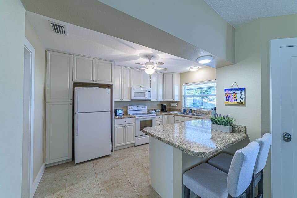 Bar seating for 2, because cooking can be a spectator sport!
