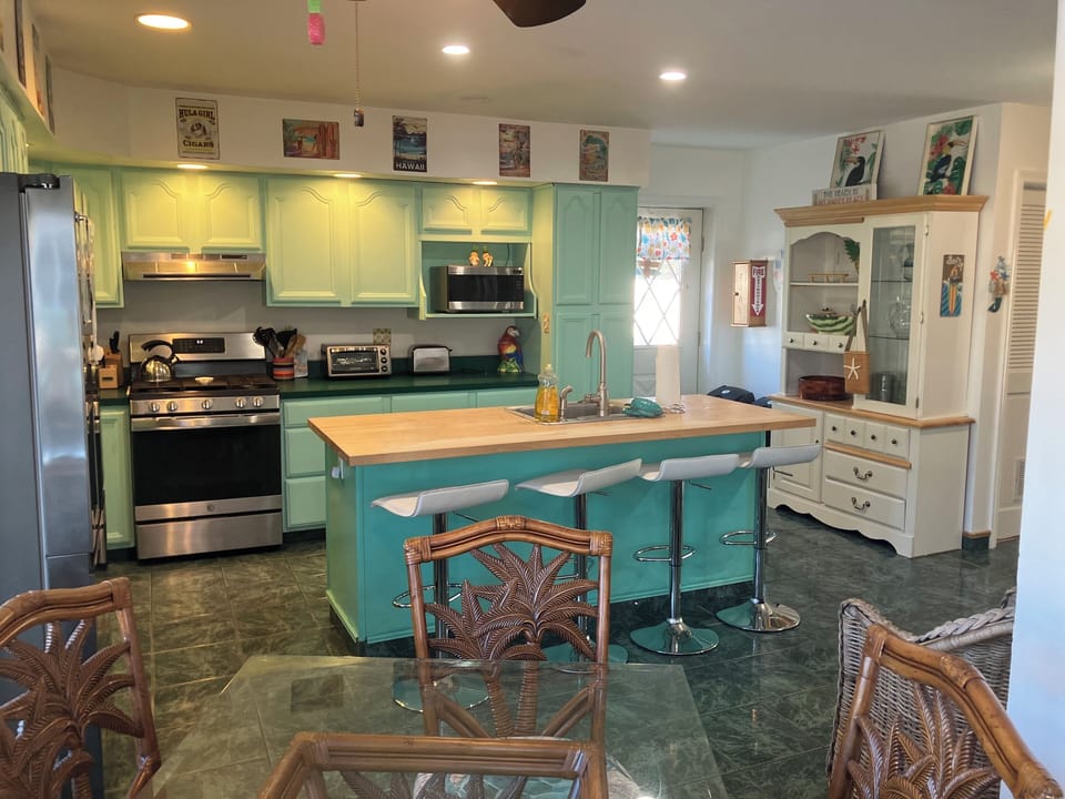 Large eat in kitchen.