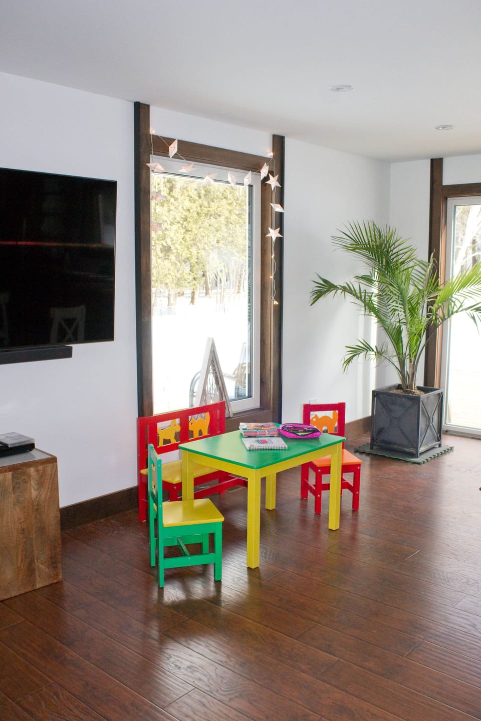 Children's table and chairs if required