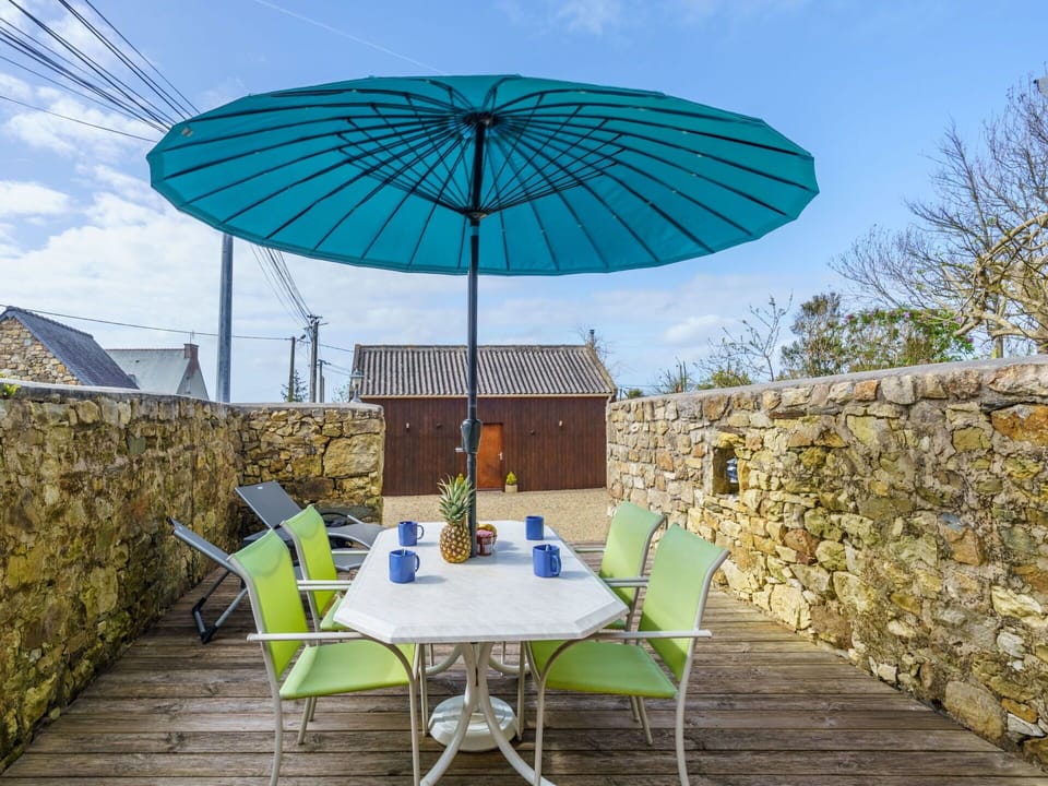 Sky, Table, Furniture, Cloud, Property, Building, Plant, Green, Blue, Azure