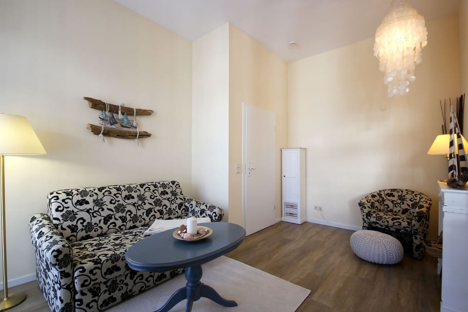 Old post office, apartment 5 Apartment in Binz
