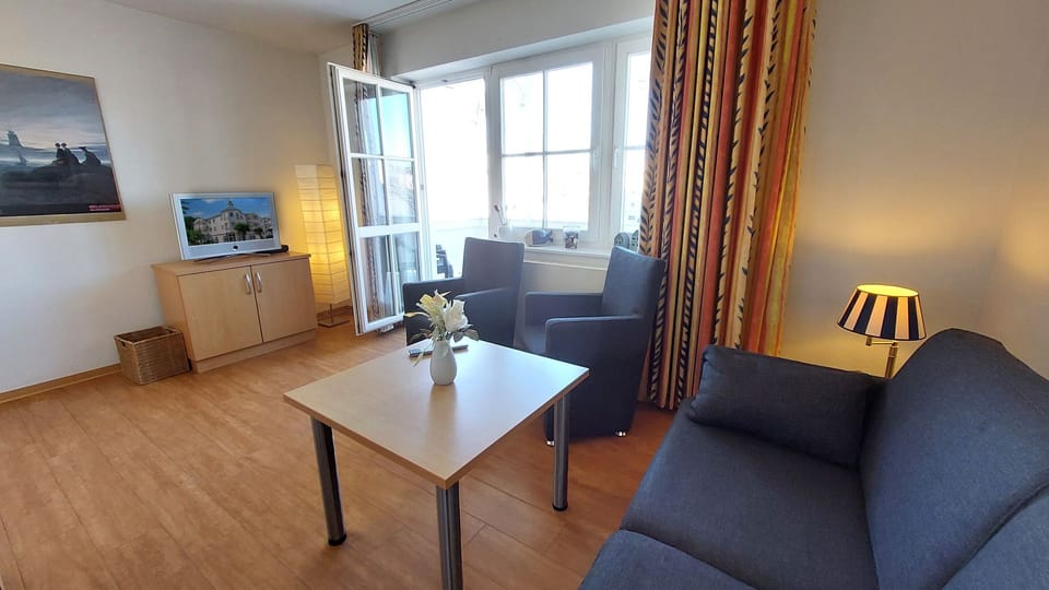 House Volksbank - 90307 Apartment in Binz