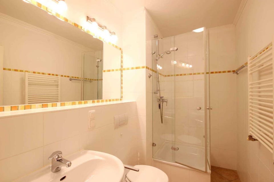Villa Laetitia, Whg. 12 Apartment in Binz