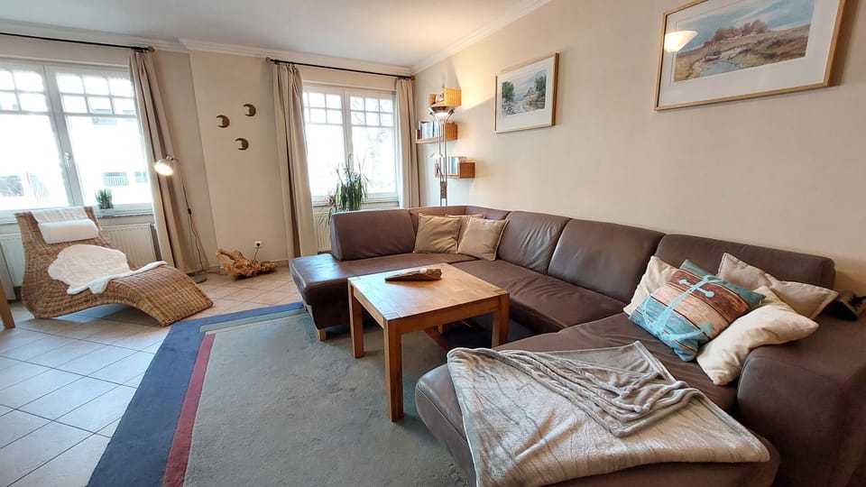 Villa Laetitia, Whg. 1 Apartment in Binz