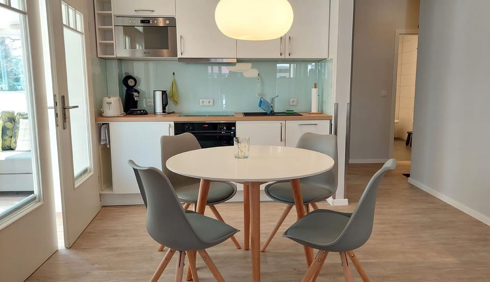 Villa Jugendglück - 90400 Apartment in Binz