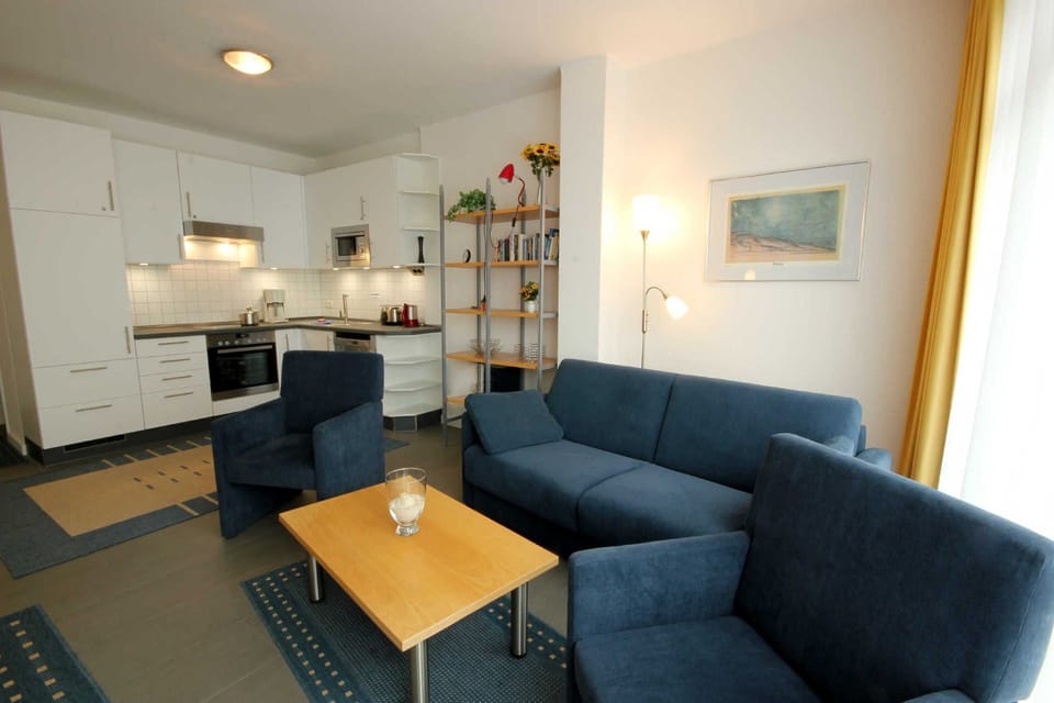Villa Seerosen, Whg. 13 Am See Apartment in Binz