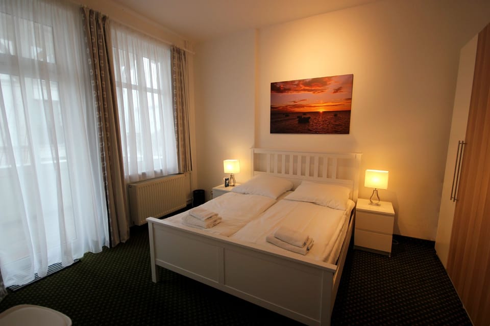 House Felicitas - 90721 - Sunrise Apartment in Binz