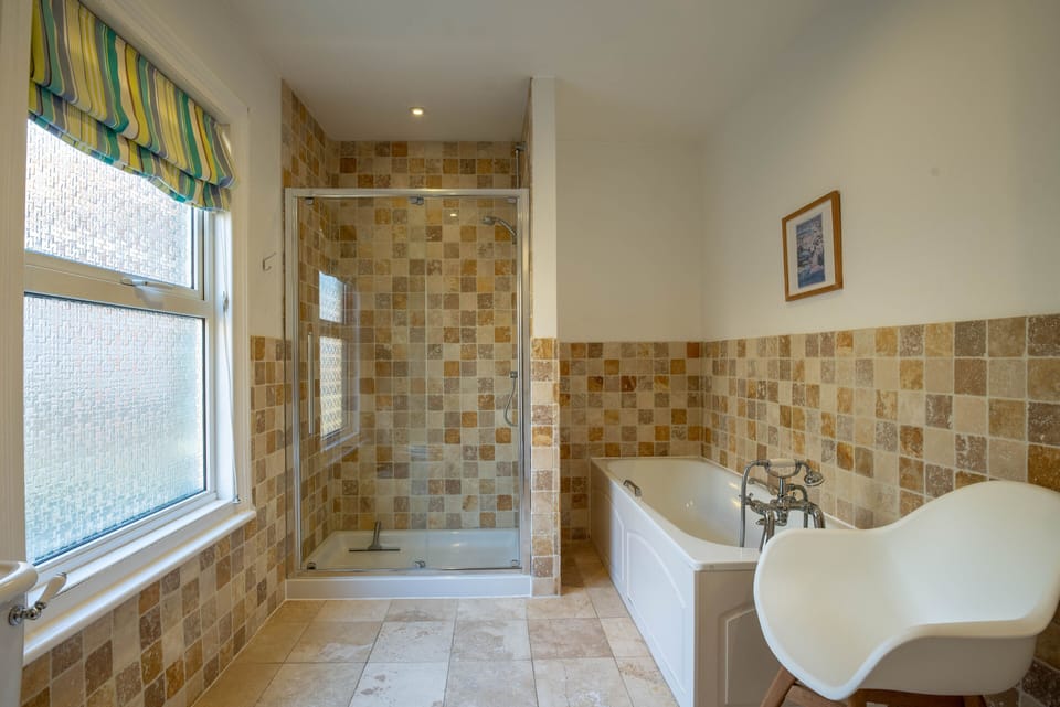 large family bathroom
