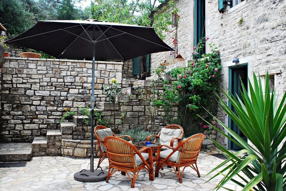 myPaxos Villa - Low level porch, with sitting place
