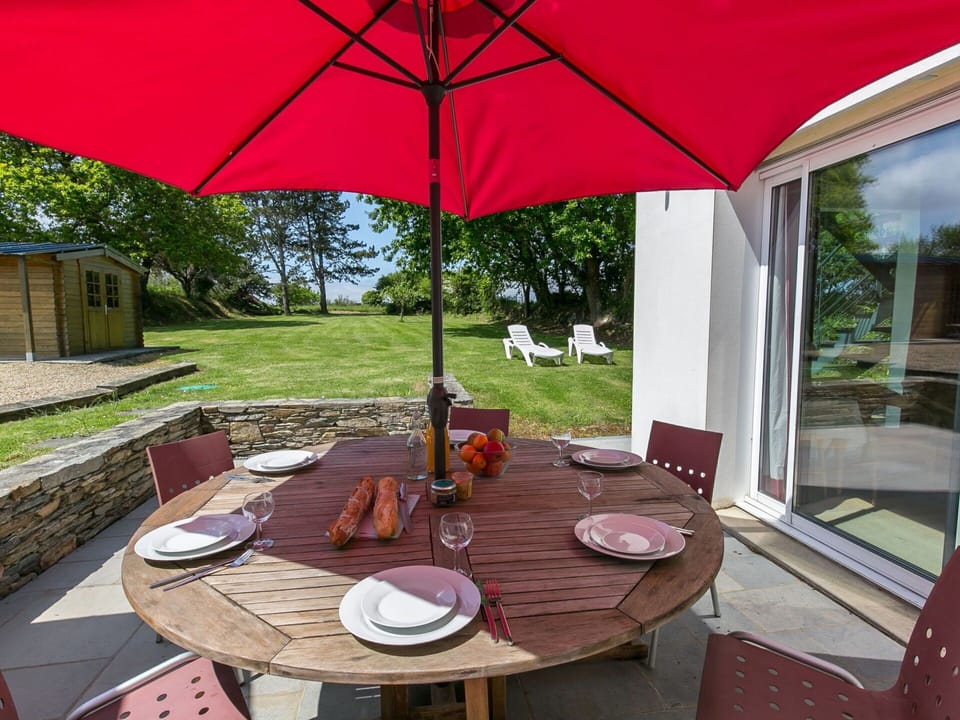 Table, Property, Furniture, Plant, Chair, Outdoor Table, Outdoor Furniture, Shade, Interior Design, Wood