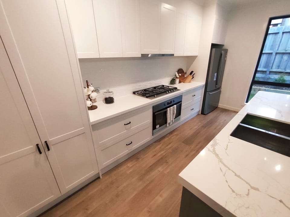 900 oven and gas cooktop 