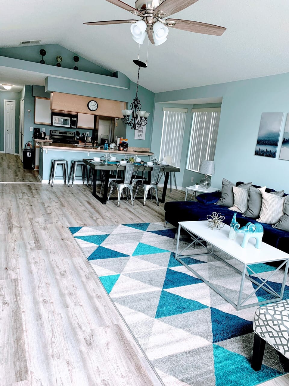 Living/dining room