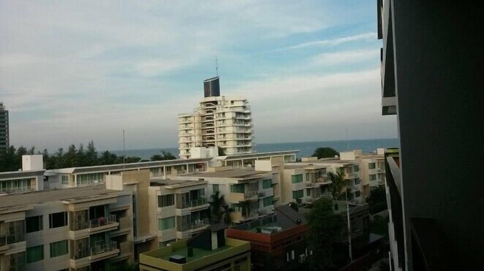Amazing 2BR Seaview at Rocco#662