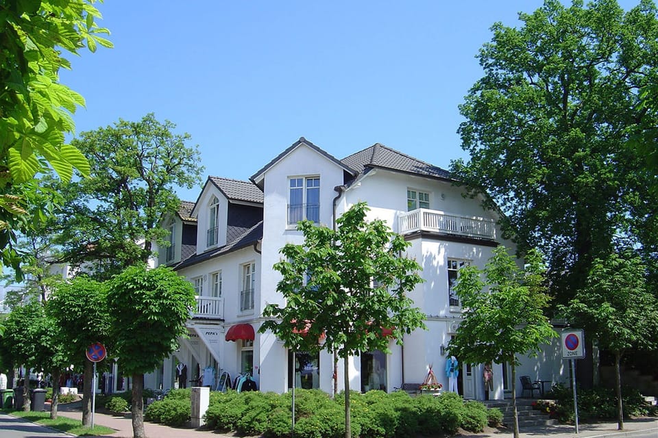 Villa Saxonia - 90015 Apartment in Binz
