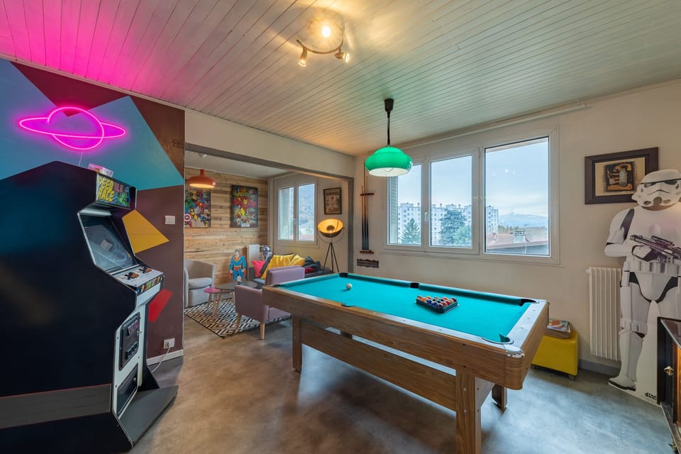 Game room