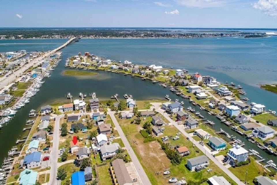 Conveniently located in the heart of Atlantic Beach