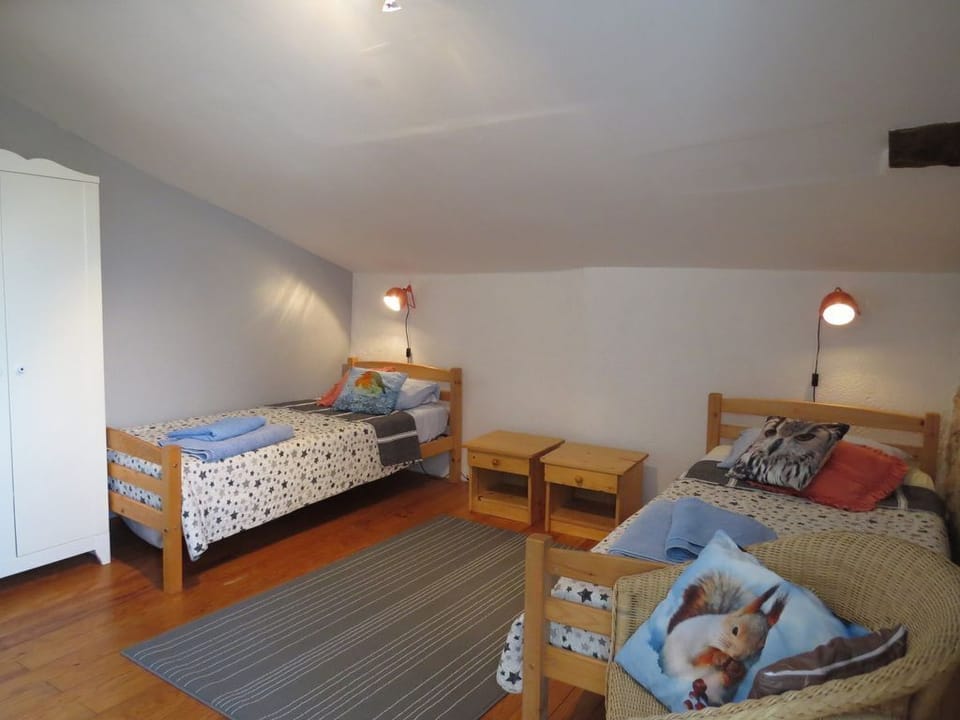 Twin with bathroom next door