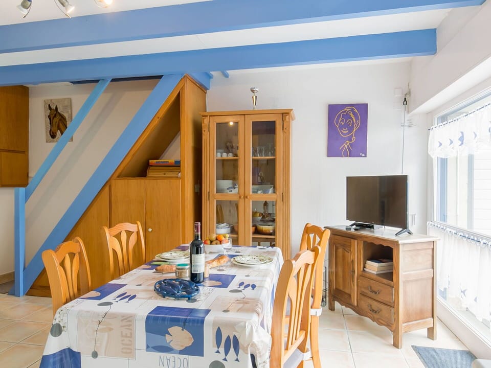 Table, Furniture, Property, Cabinetry, Wood, Chair, Interior Design, Orange, Building, Floor
