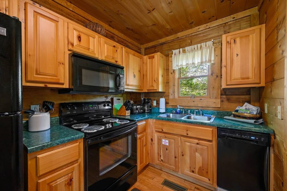 Fully equipped kitchen