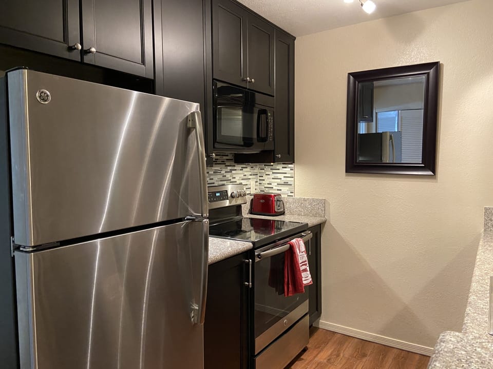 Stove/oven range, microwave and refrigerator