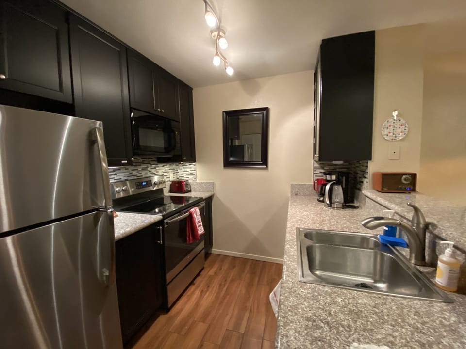 Fully stocked, updated kitchen