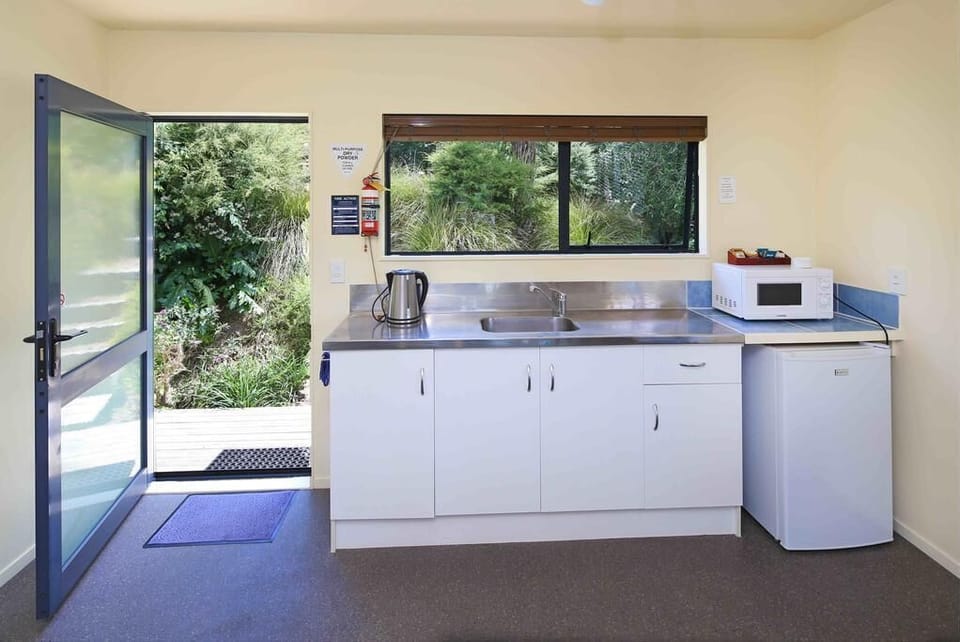 One Bedroom Cottage