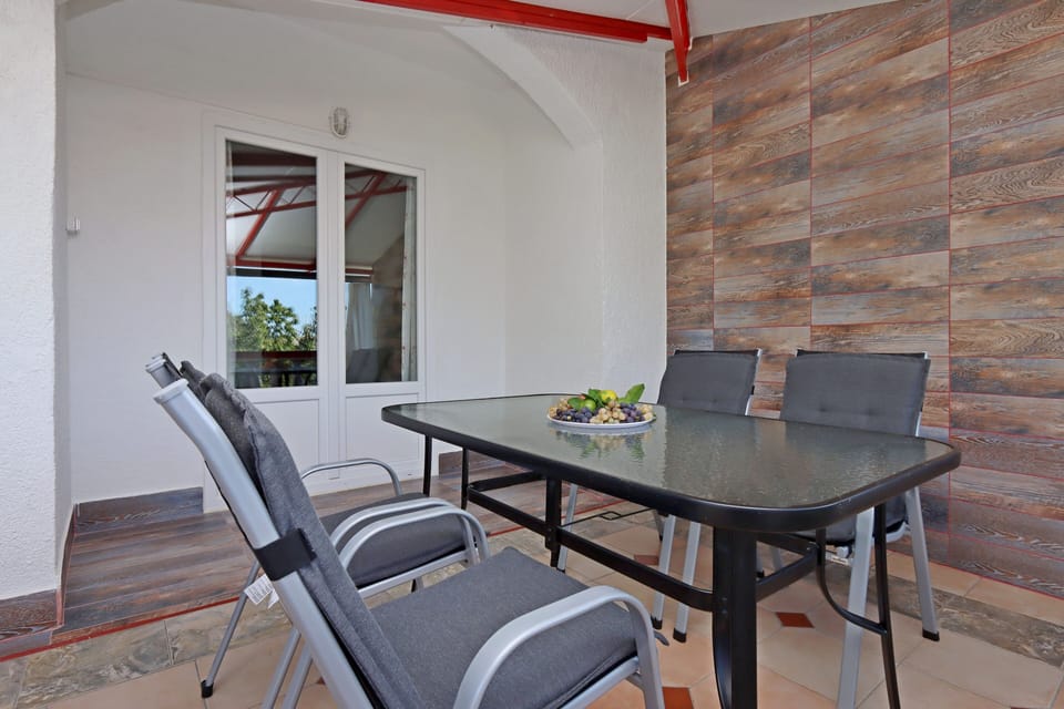 Terrace 1