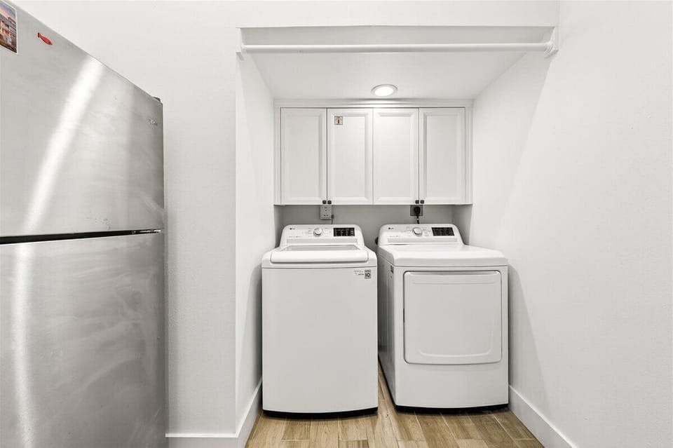 1st Floor, Laundry Room