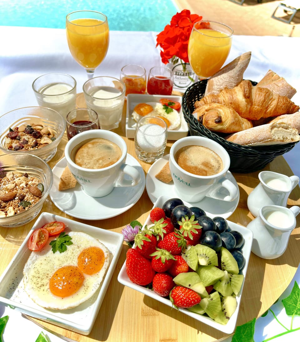 Breakfast meal