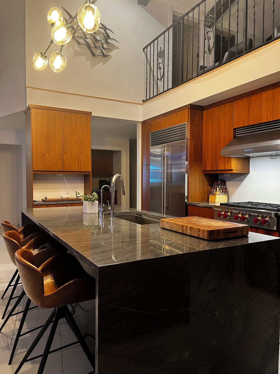 Kitchen island