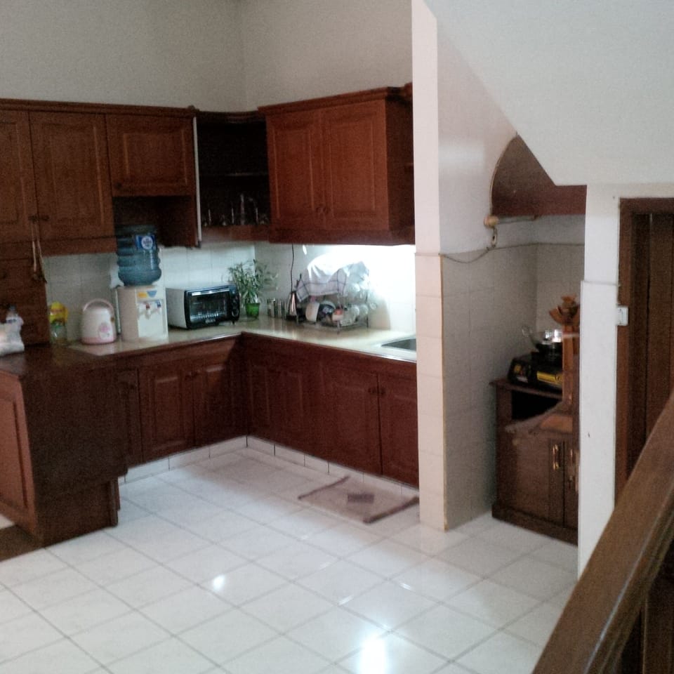 PrivateHome,Breakfast,Wifi Near Pasteur