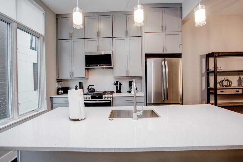 Stainless appliances and modern amenities