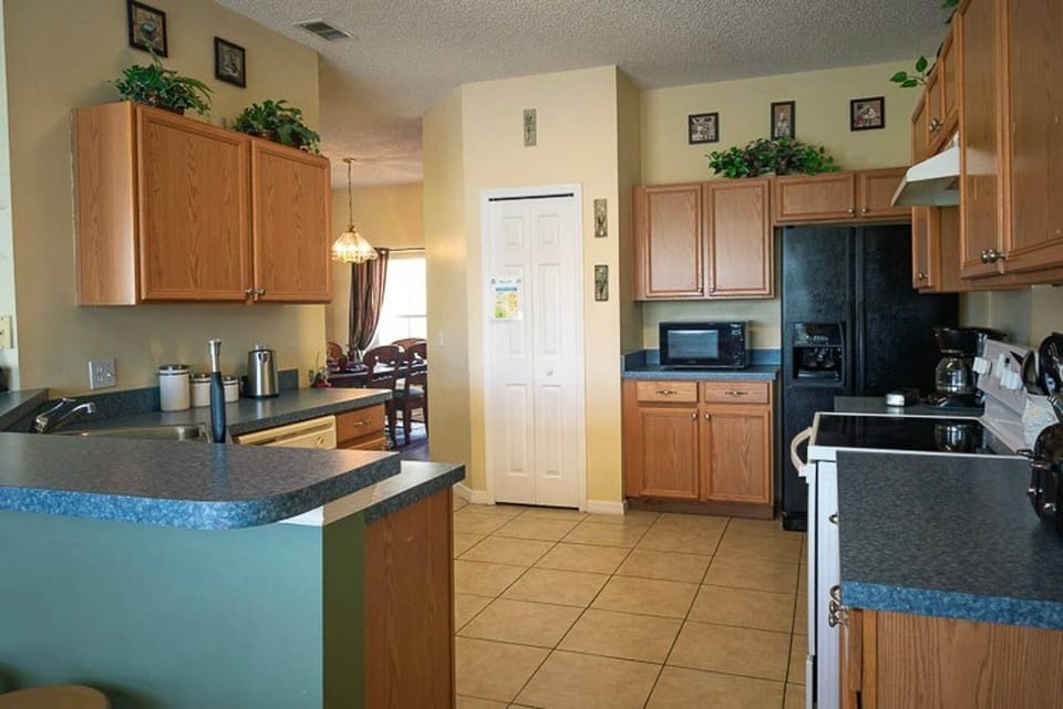 Kitchen Another Angle