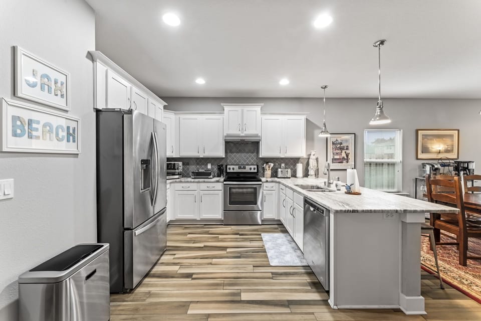 Fully stocked kitchen