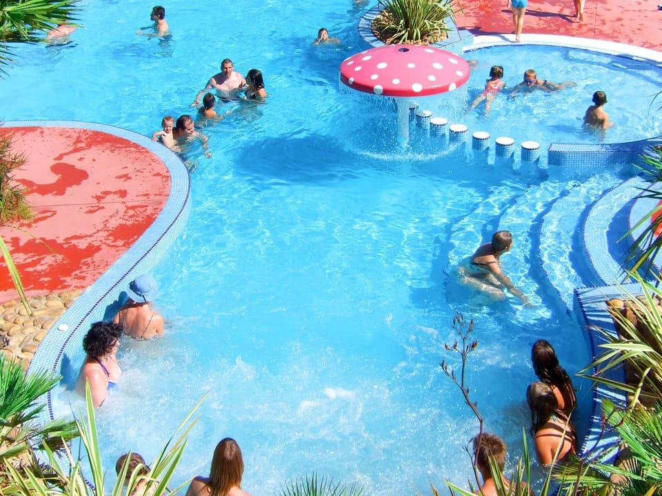 Swimming Pool, Leisure, Water Park, Water, Fun, Resort Town, Vacation, Recreation, Resort, Tourism