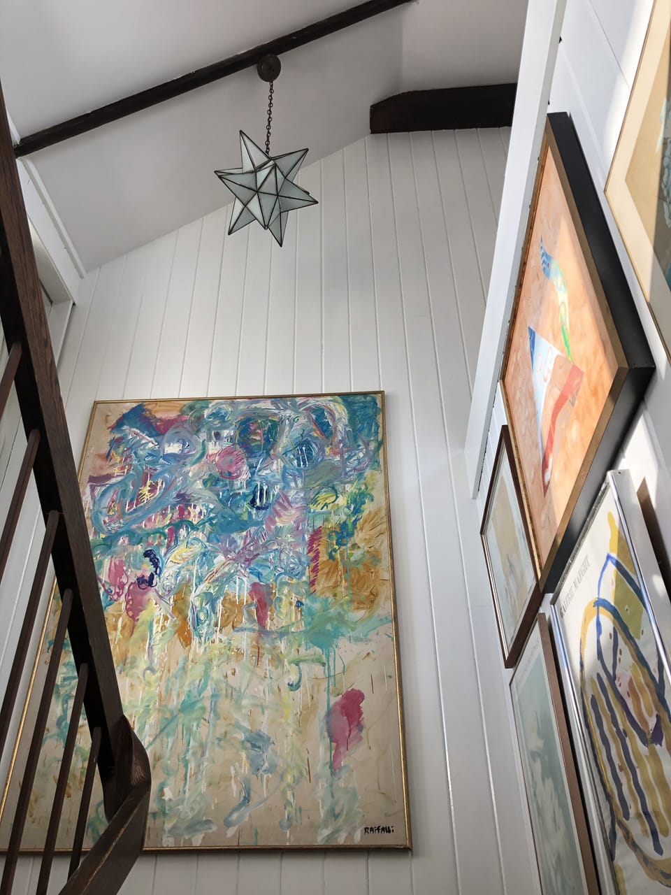 stairway to 2nd floor