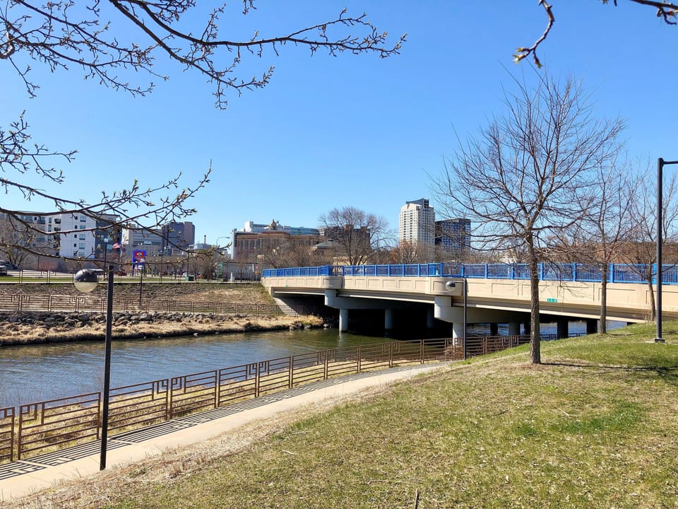 River walk & downtown skyline four blocks away