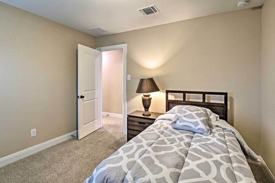 Bedroom 3 | Twin Bed