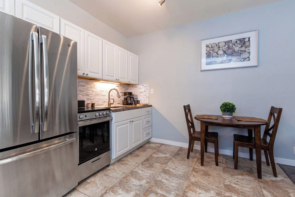 Prospector Lodge 814: Full kitchen