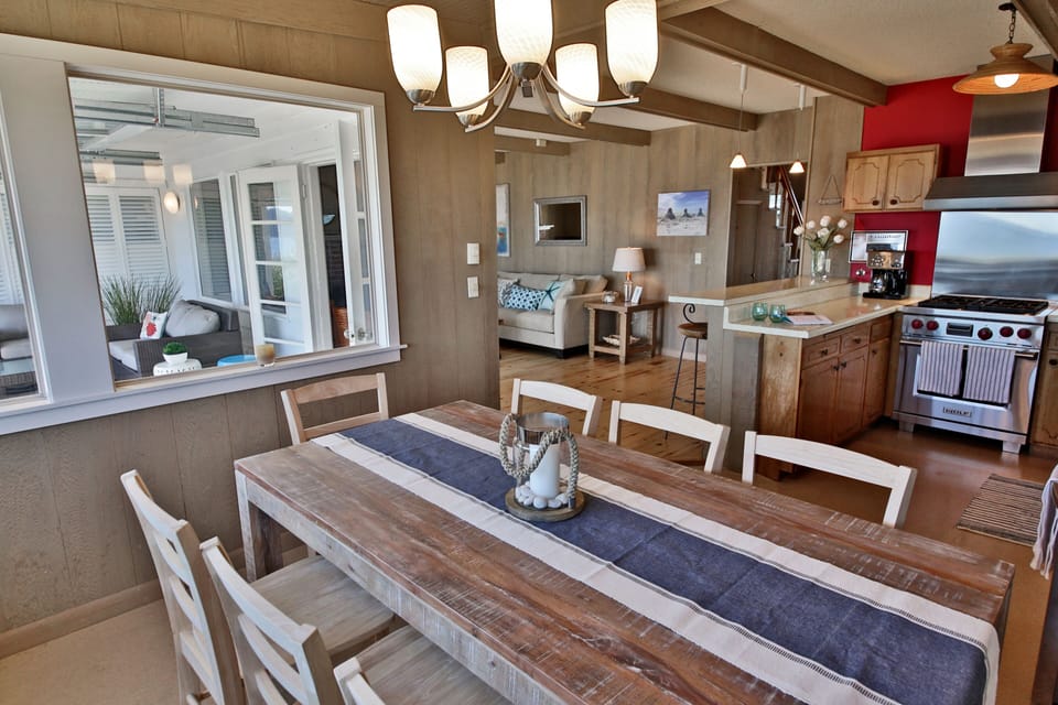 Dining and kitchen area