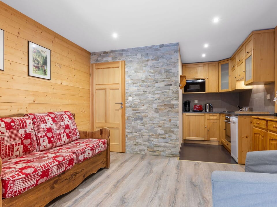 Furniture, Property, Cabinetry, Building, Countertop, Comfort, Wood, Interior Design, Lighting, Drawer