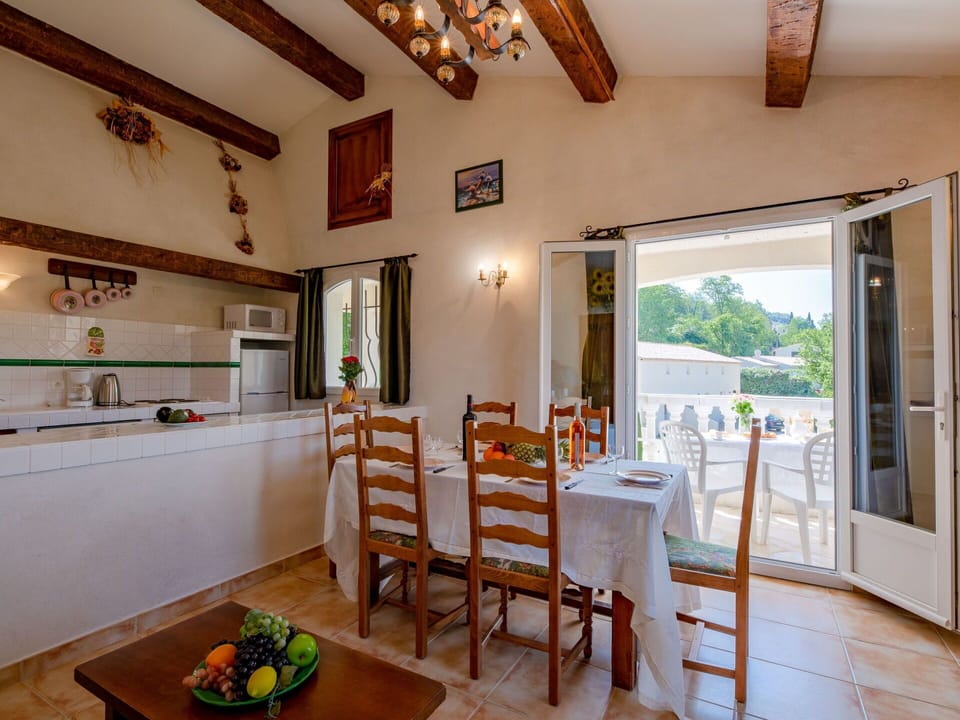 Table, Property, Furniture, Door, Picture Frame, Chair, Houseplant, Interior Design, Wood, Tableware