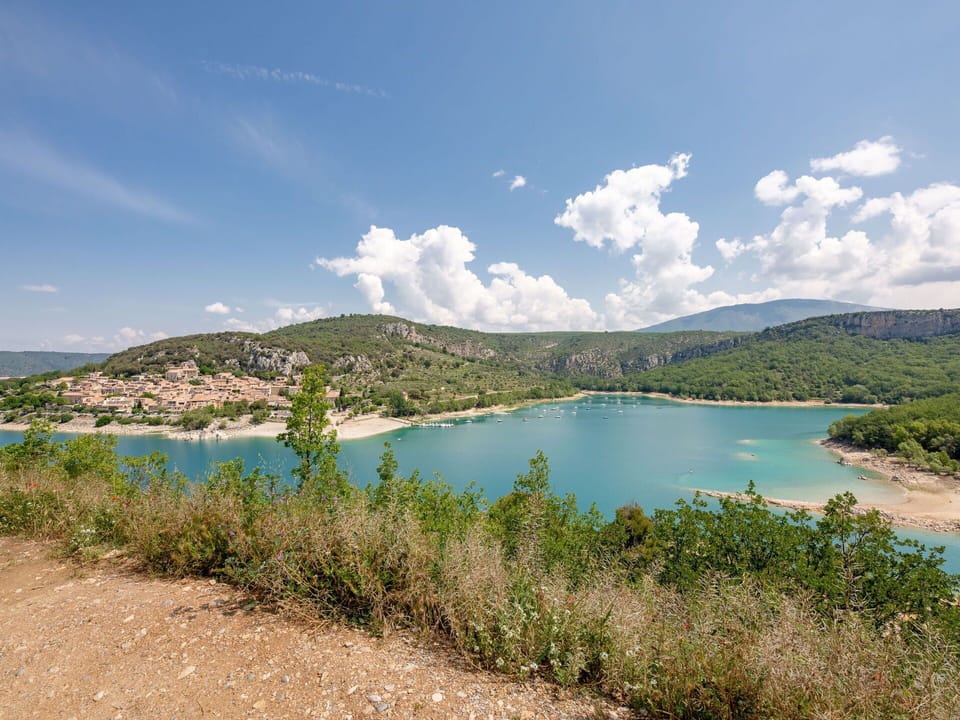 Plant, Cloud, Sky, Building, Interior Design, Shade, Table, Tree, Condominium, Residential Area